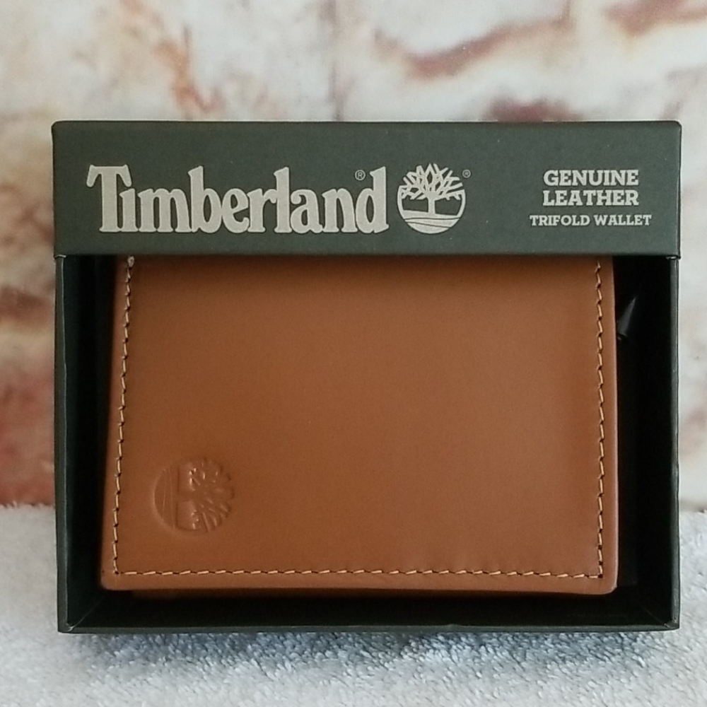 ❣HP❣ New Timberland Cloudy Leather Trifold Wallet
